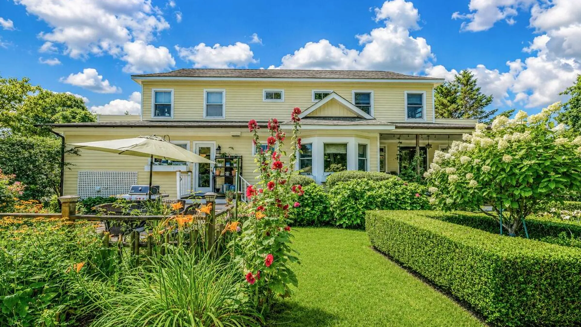 Property at 8 Jackson Avenue, East Quogue, NY 11942 47