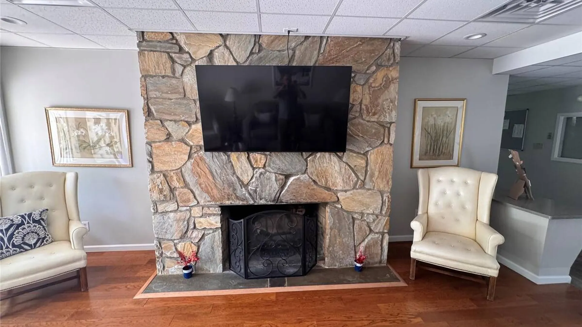 Property at 20 Strathmore Gate Drive, Stony Brook, NY 11790 24