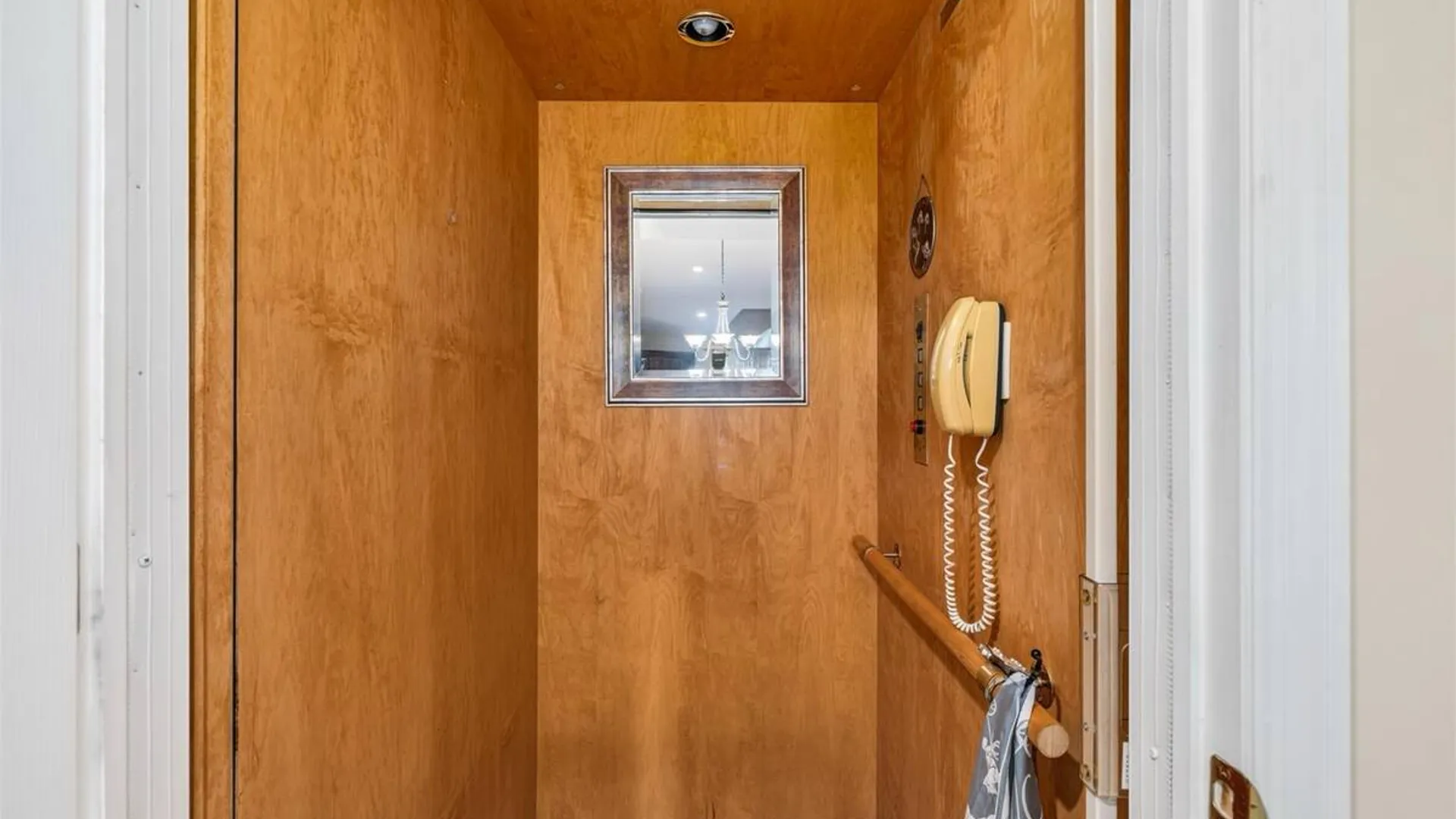 Property at 110 Joseph Lane, Dix Hills, NY 11746 9