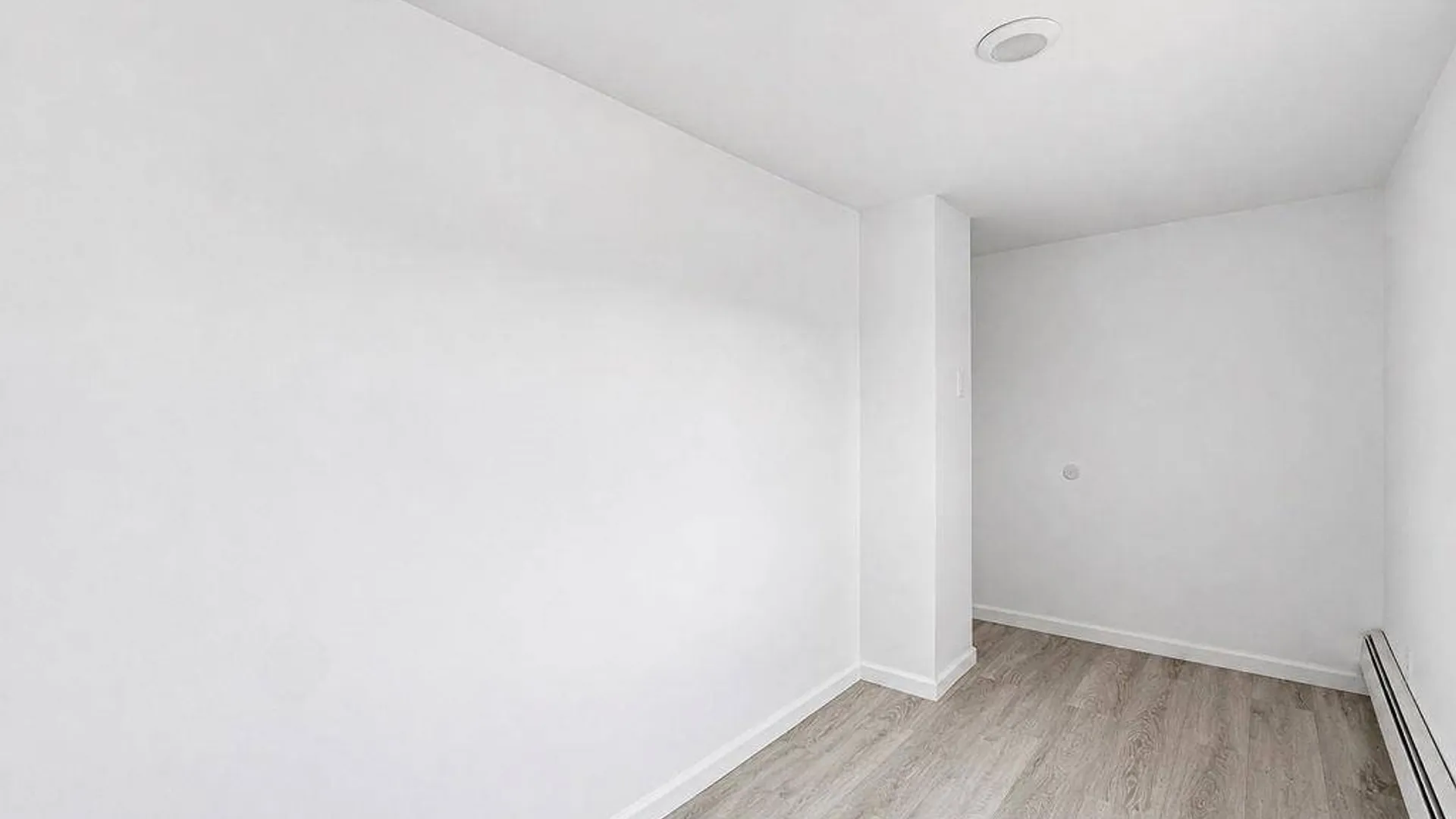 Property at 44 Broadway, Hamilton Beach, NY 11414 16