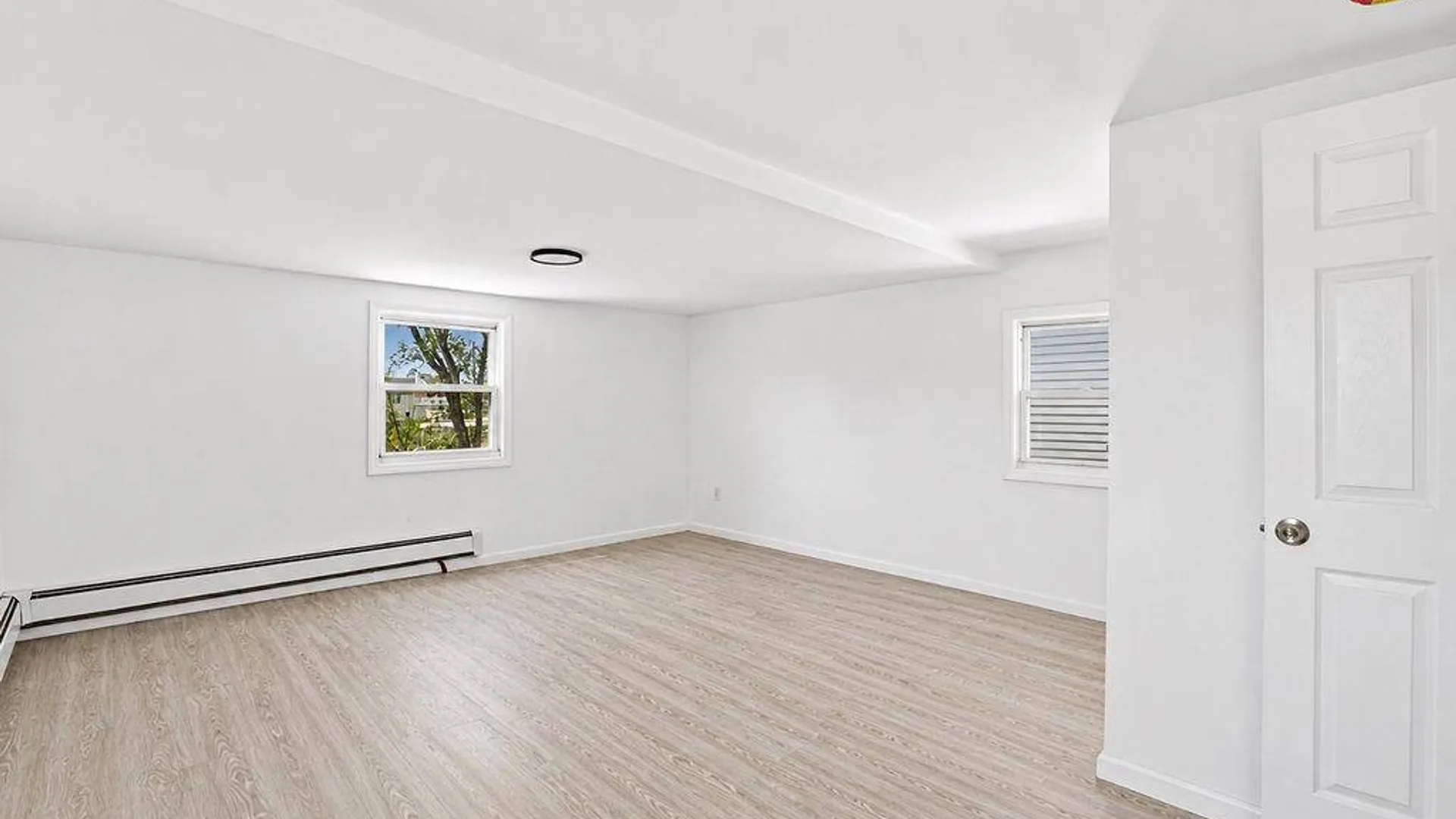 Property at 44 Broadway, Hamilton Beach, NY 11414 14