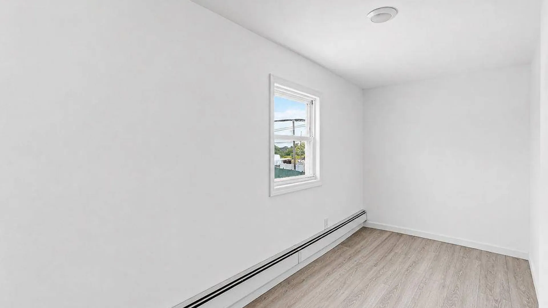 Property at 44 Broadway, Hamilton Beach, NY 11414 11