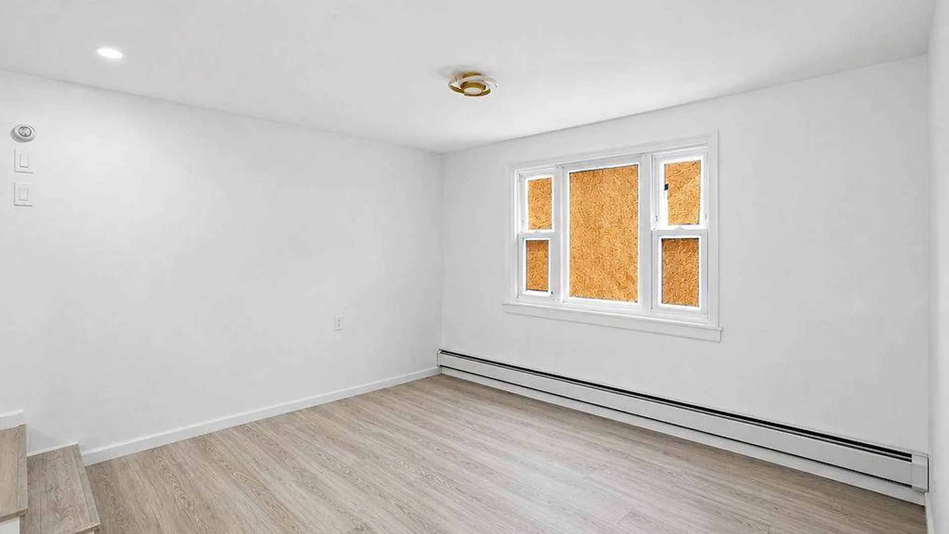 Property at 44 Broadway, Hamilton Beach, NY 11414 4
