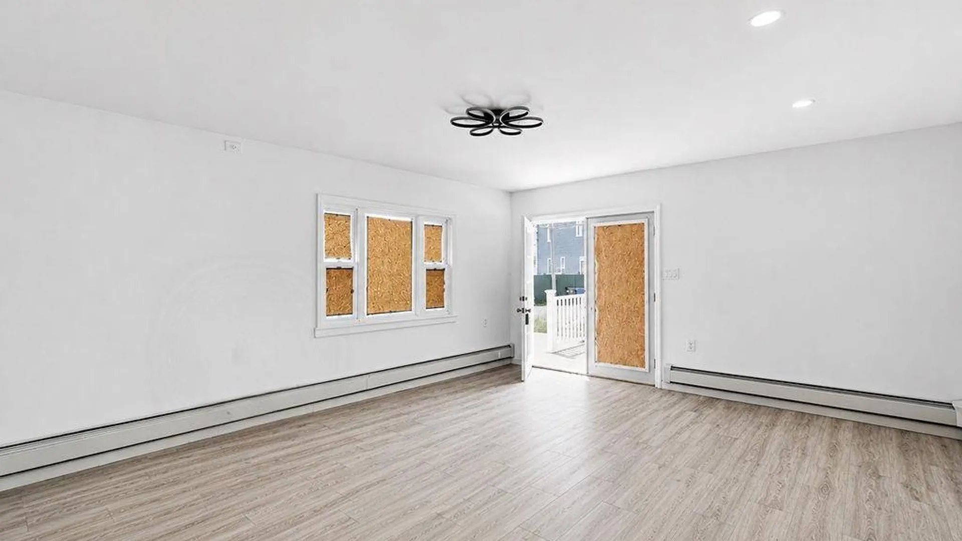 Property at 44 Broadway, Hamilton Beach, NY 11414 3