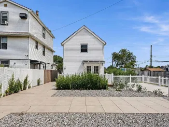 Property at 44 Broadway, Hamilton Beach, NY 11414