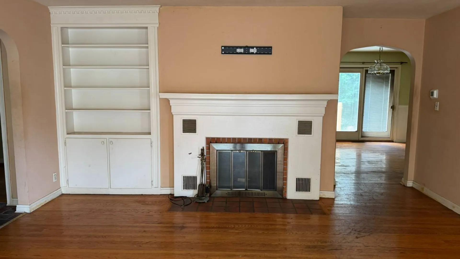 Property at 324 Academy Pl, Syracuse, NY 13207 7