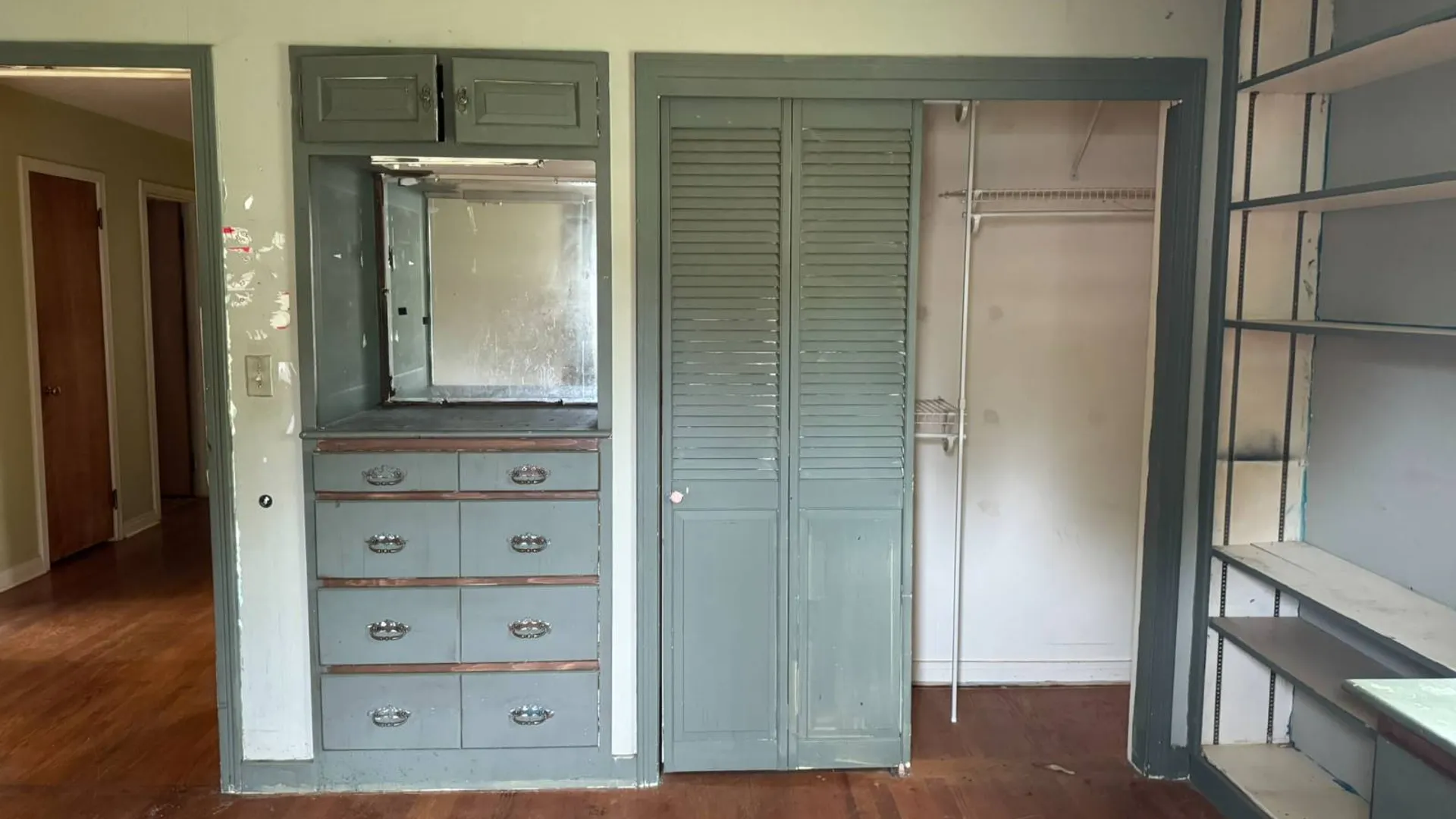 Property at 324 Academy Pl, Syracuse, NY 13207 9