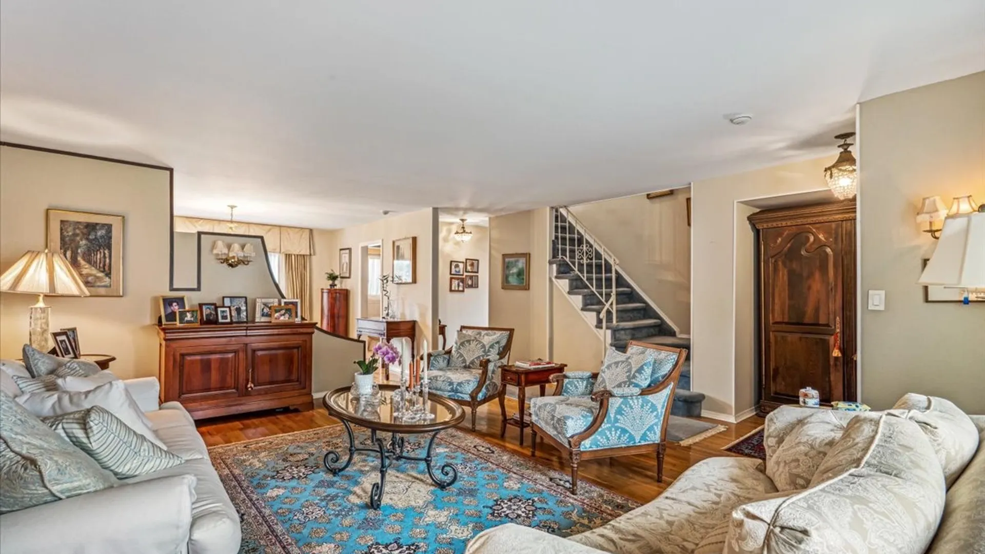 Property at 3850 Hillcrest Ave, Douglaston, NY 11363 9