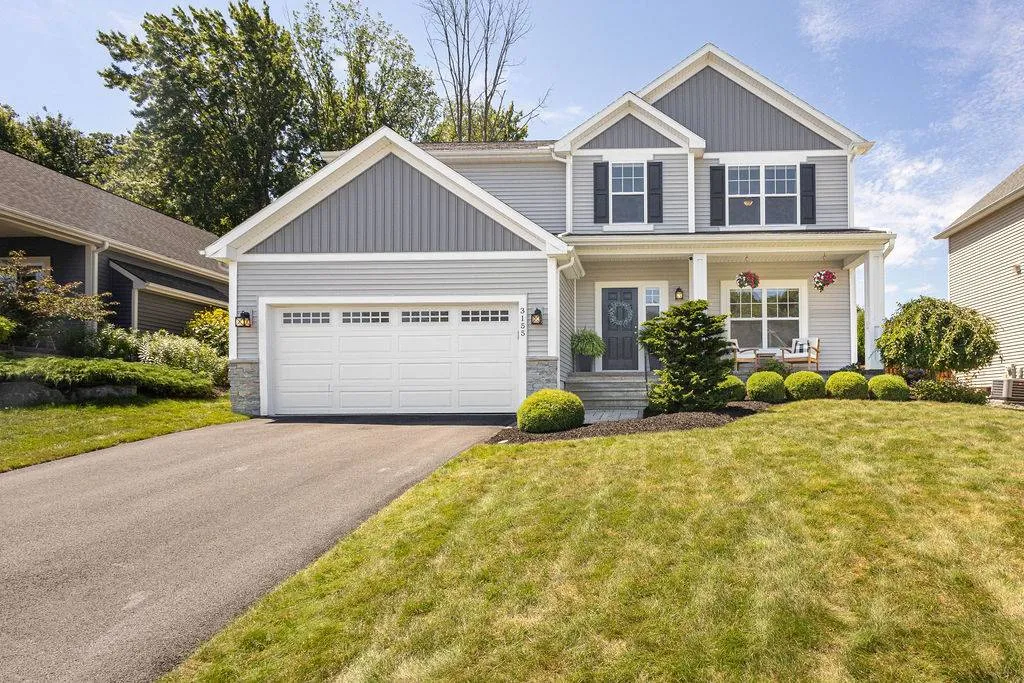 Property at 3155 Samantha Dr, Baldwinsville, NY 13027