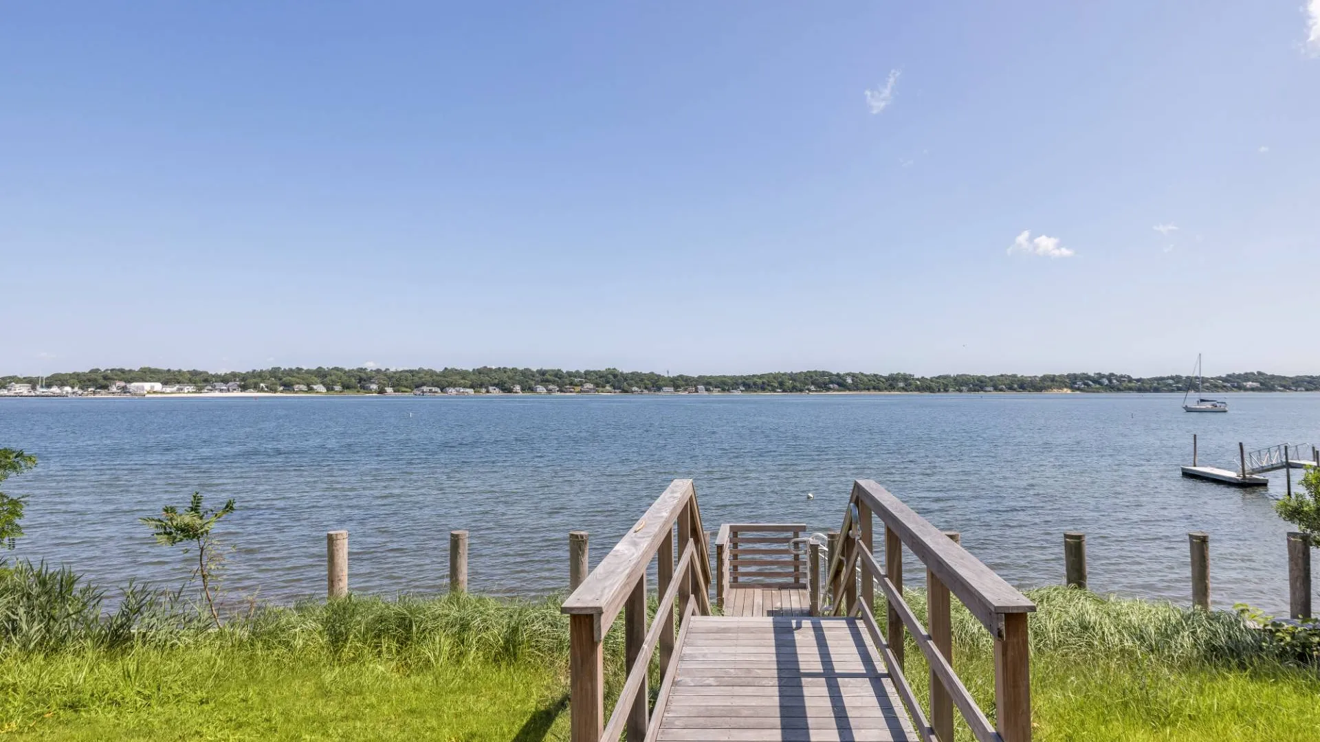 Property at 29 Lynn Ave, Hampton Bays, NY 11946 27