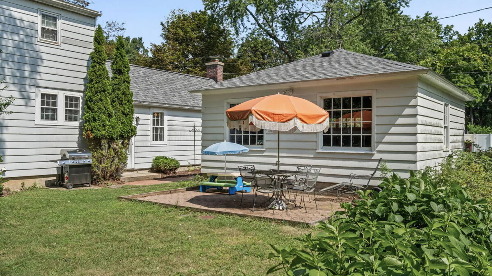 Property at 533 Bloomingrove Drive, North Greenbush, NY 12144 33