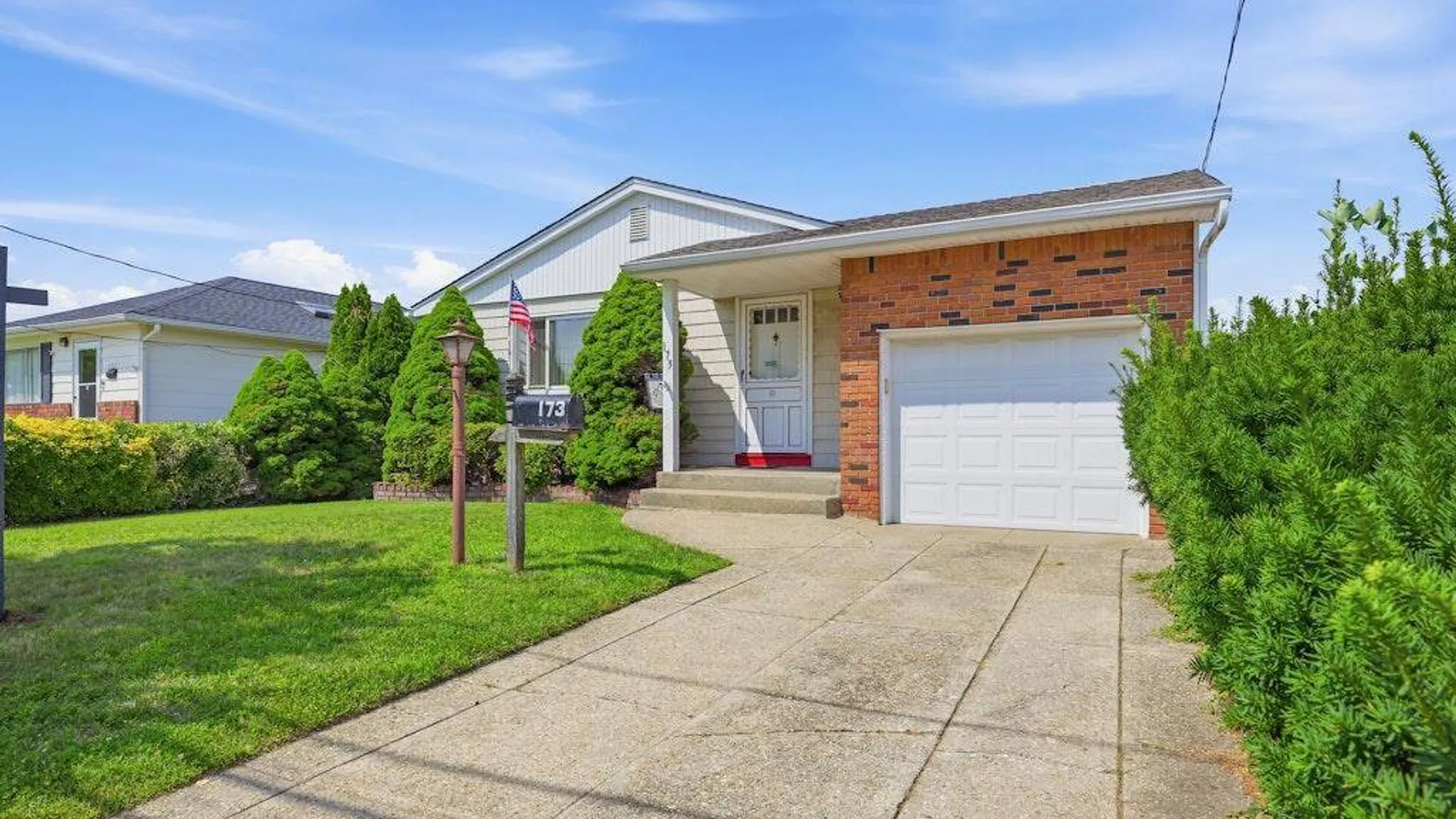 Property at 173 12th Street, Bethpage, NY 11714 3