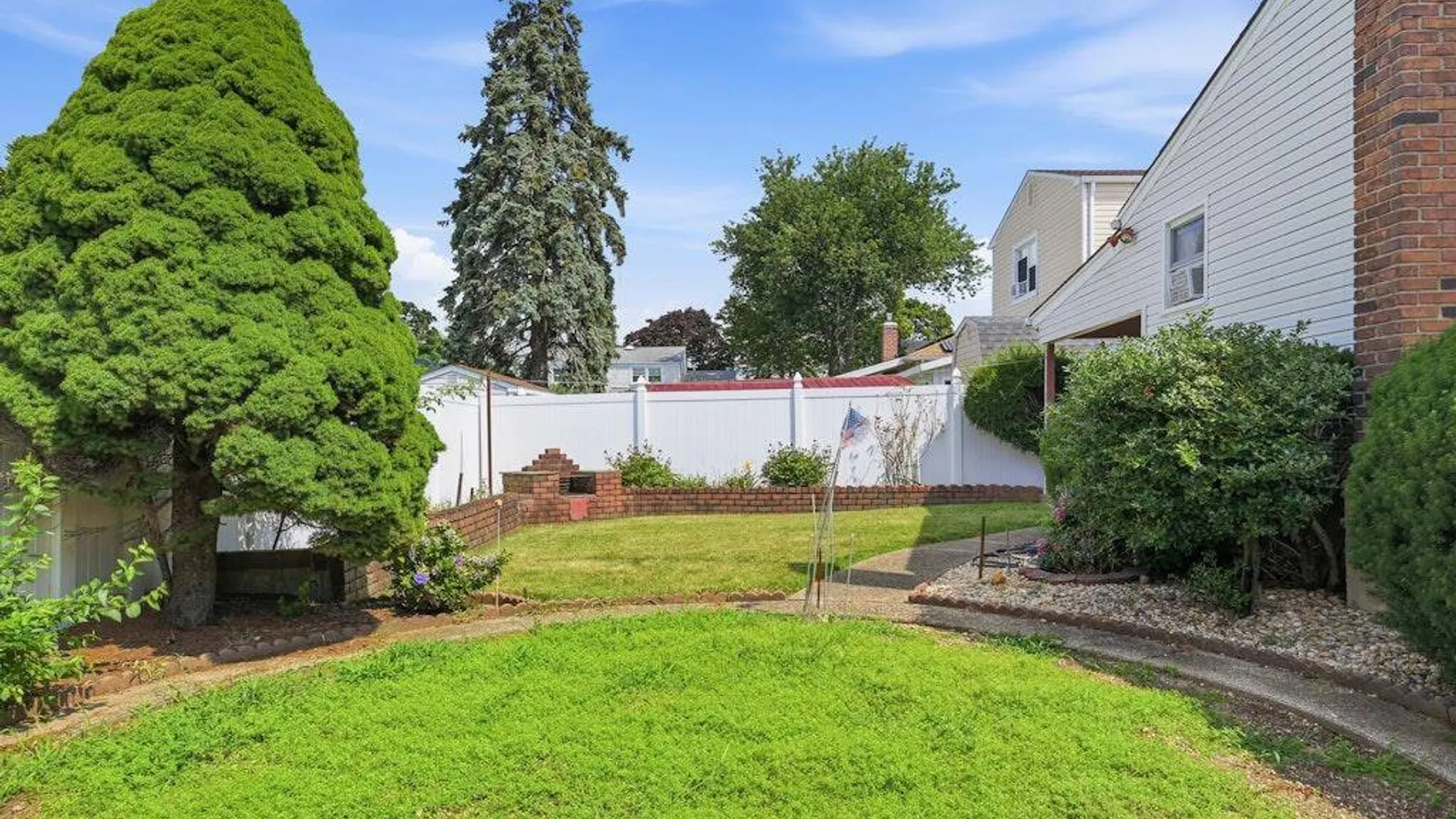 Property at 173 12th Street, Bethpage, NY 11714 29