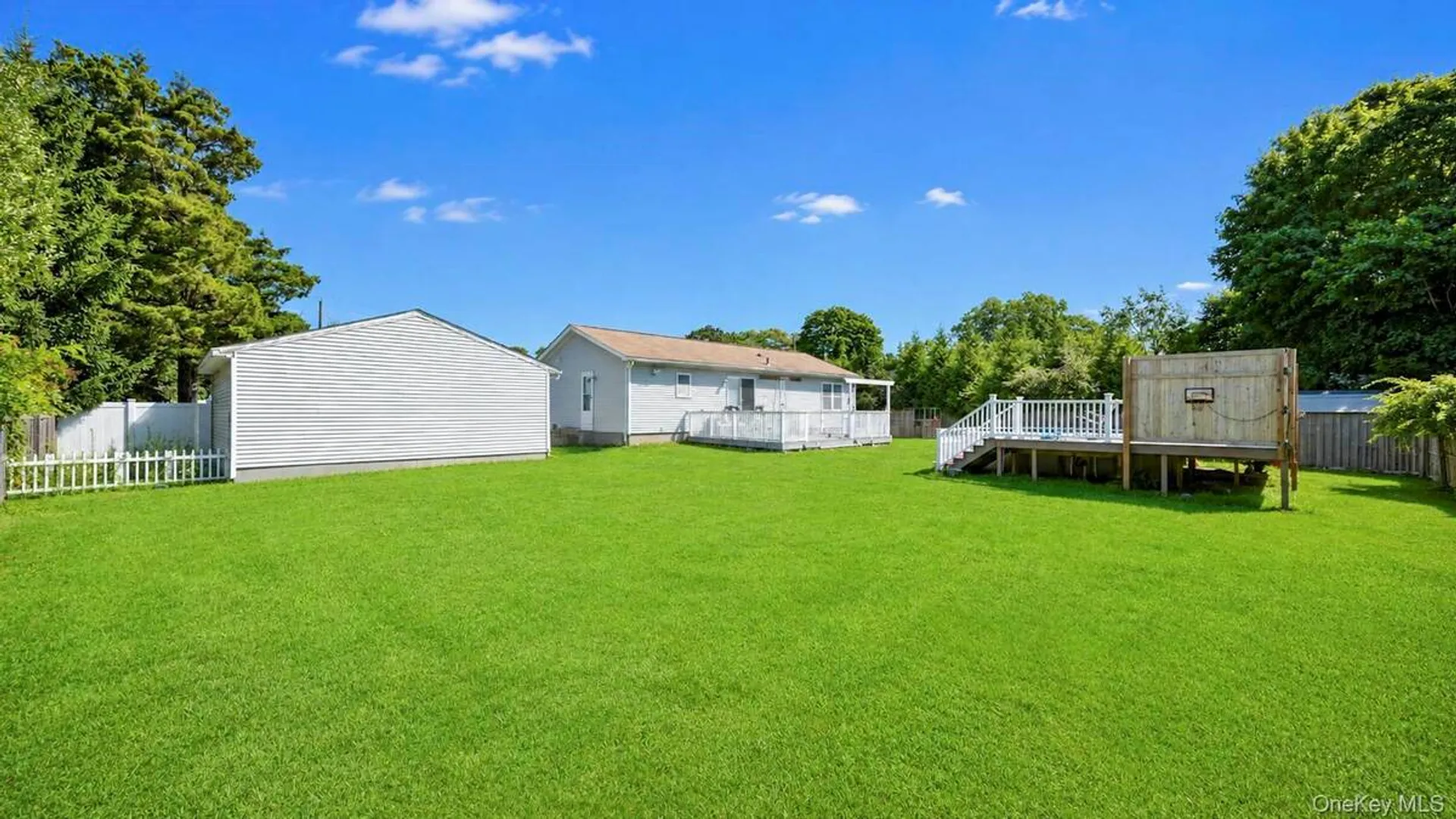 Property at 28 Mapleton Avenue, Farmingville, NY 11738 8
