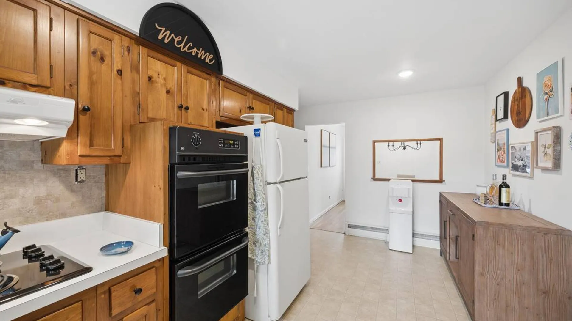 Property at 151 N East Boulevard, Massapequa, NY 11758 10