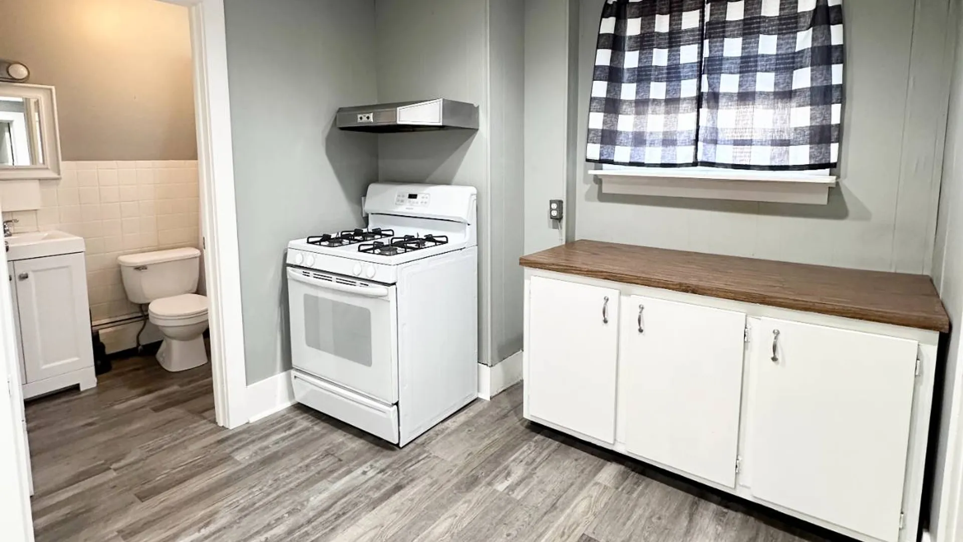 Property at 1800 7th Ave, Watervliet, NY 12189 7