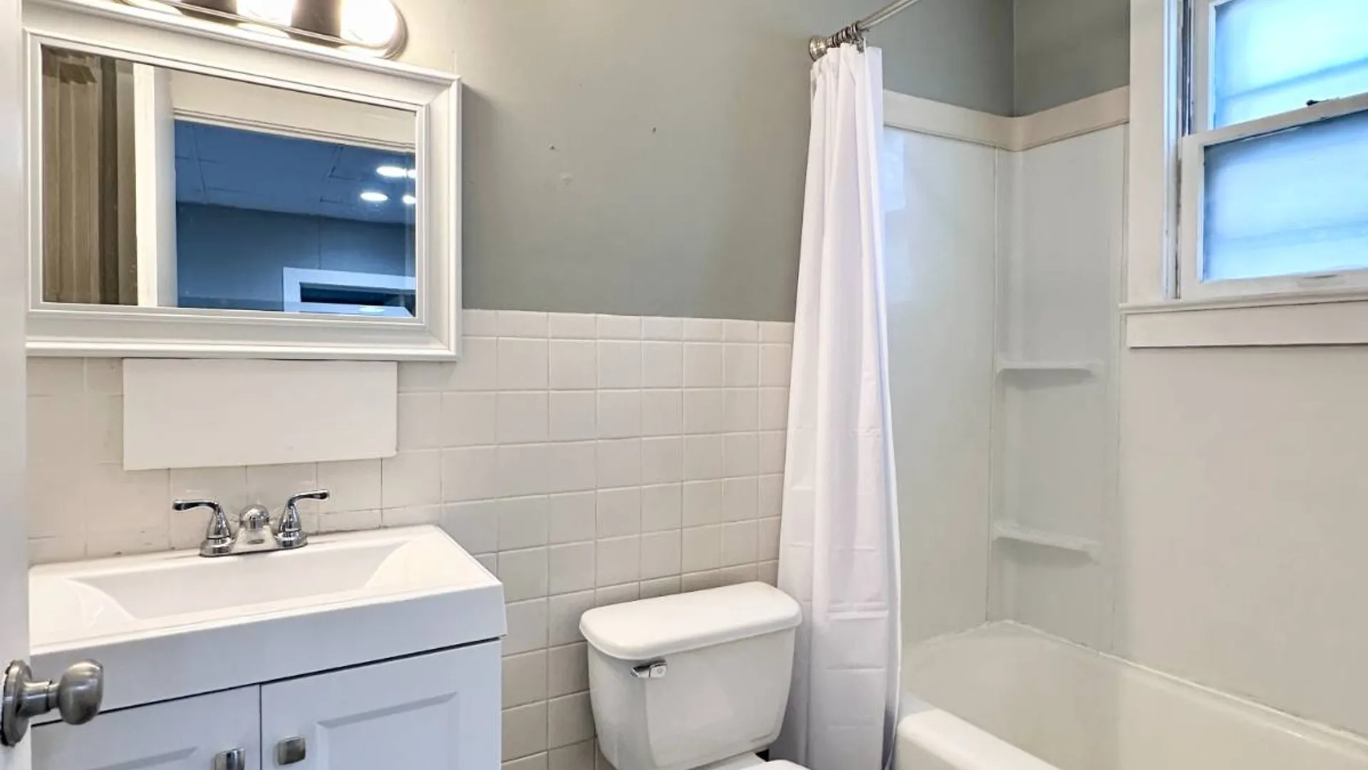 Property at 1800 7th Ave, Watervliet, NY 12189 14