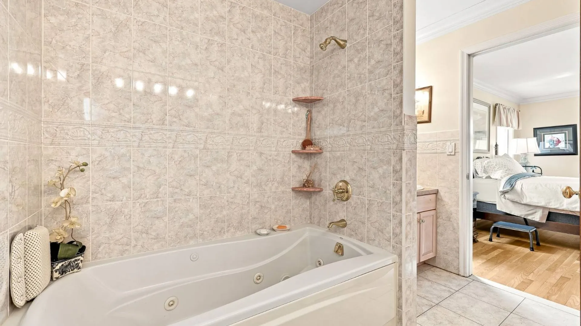 Property at 53-15 Overbrook Street, Douglaston, NY 11362 20
