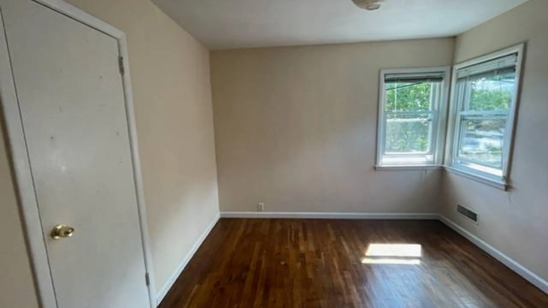 Property at 166-12 UNION TURNPIKE, Flushing, NY 11366 12