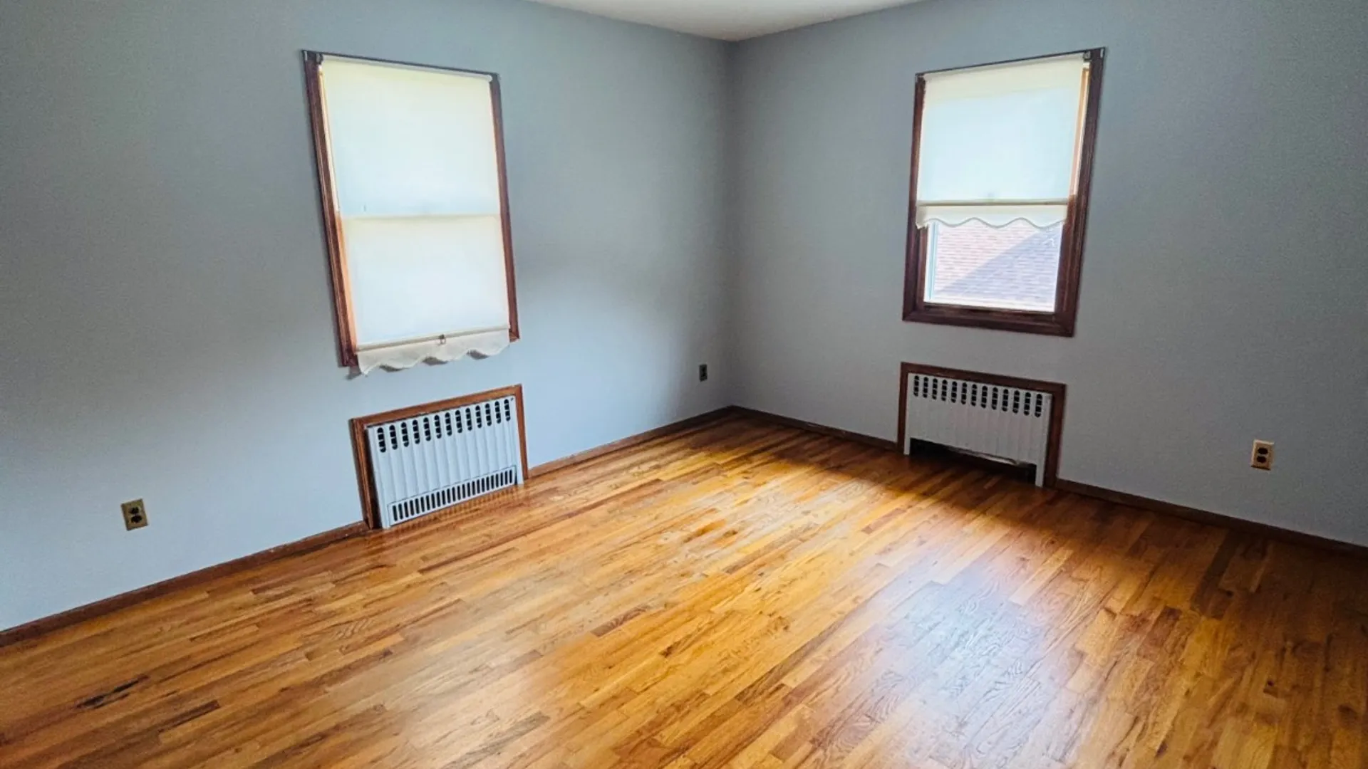 Property at 45 Nassau Av, Glen Cove, NY 11542 11
