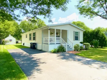 Property at 2115 Central Ave, Schenectady, NY 12304