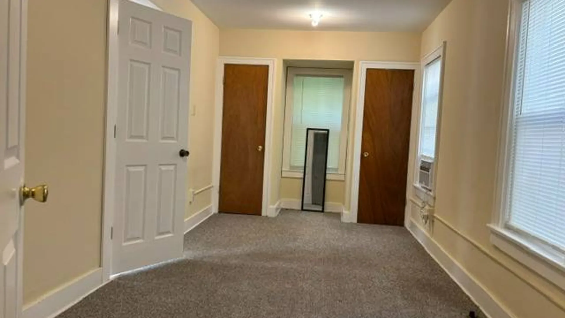 Property at 2604 Broadway, Schenectady, NY 12306 4