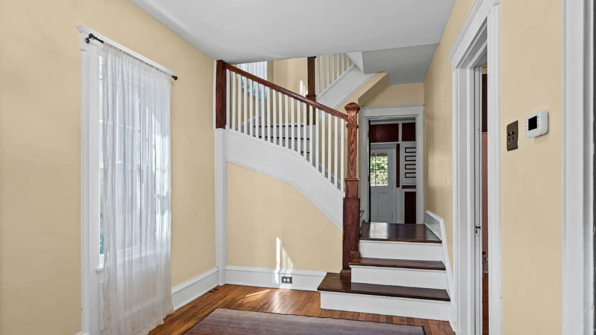 Property at 521 Mercer Street, Albany, NY 12208 4