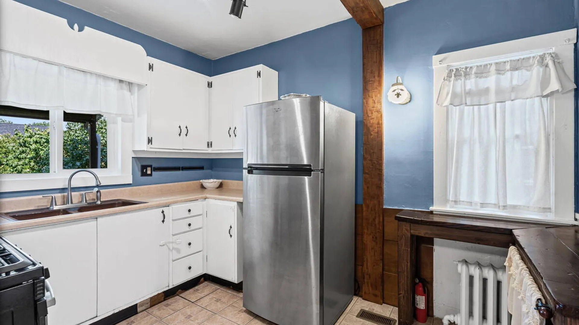 Property at 521 Mercer Street, Albany, NY 12208 13
