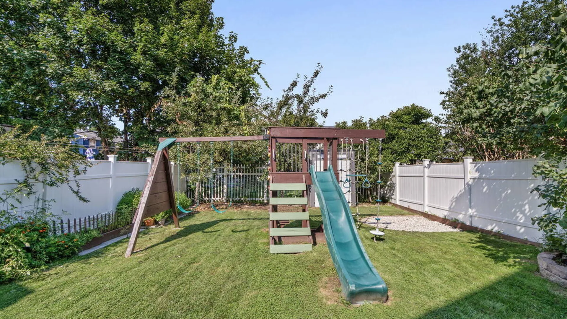Property at 521 Mercer Street, Albany, NY 12208 40