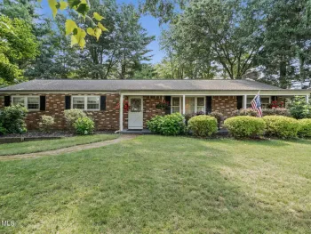Property at 7 Rolling Brook Court, Clifton Park, NY 12065
