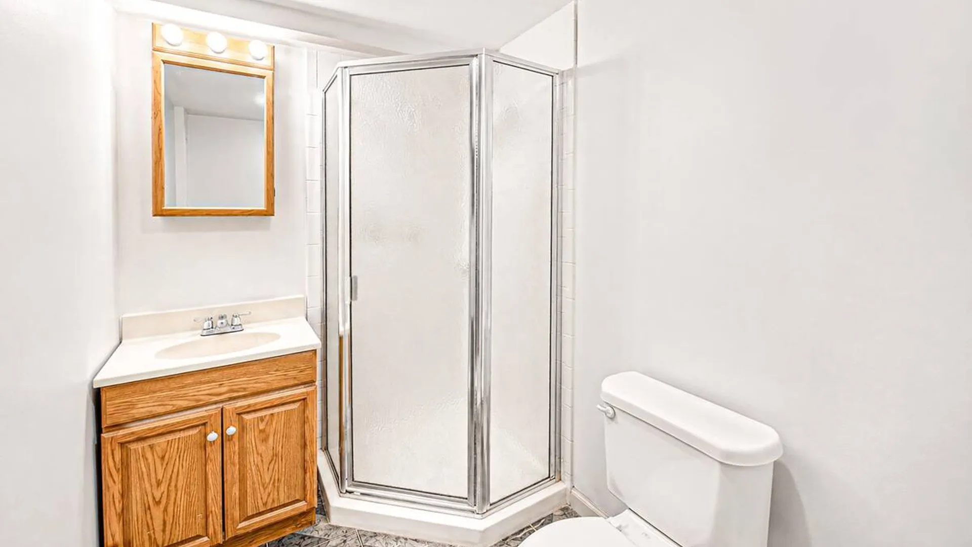 Property at 35 E 6th Street, Patchogue, NY 11772 25