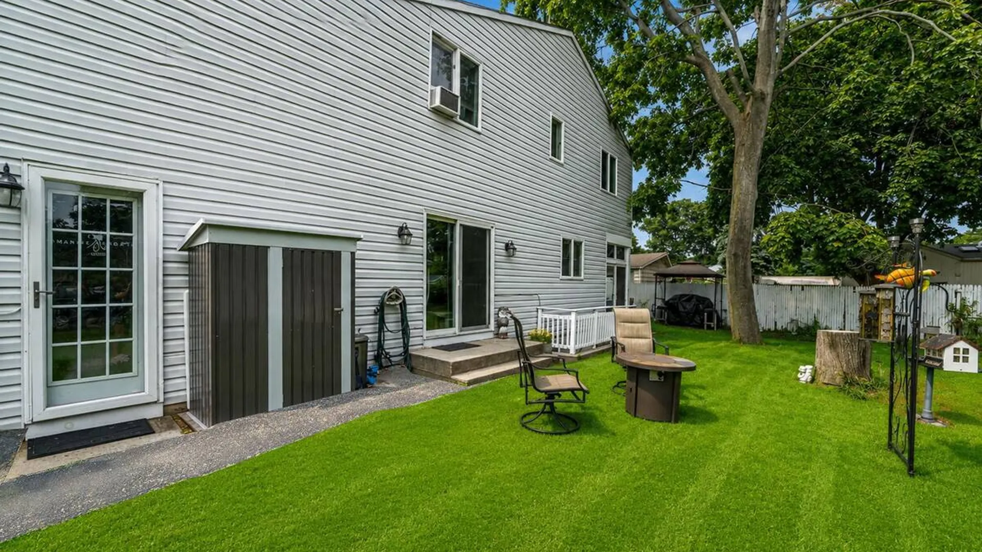 Property at 35 E 6th Street, Patchogue, NY 11772 28