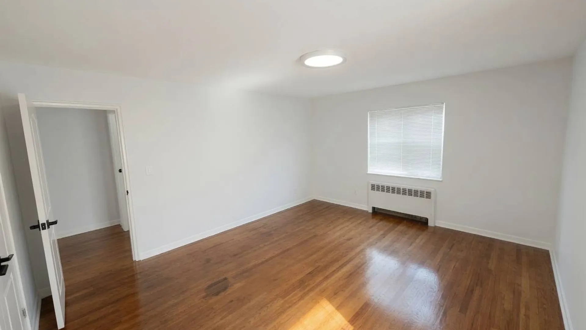 Property at 1080 Rhinelander Ave, Bronx, NY 10461 15