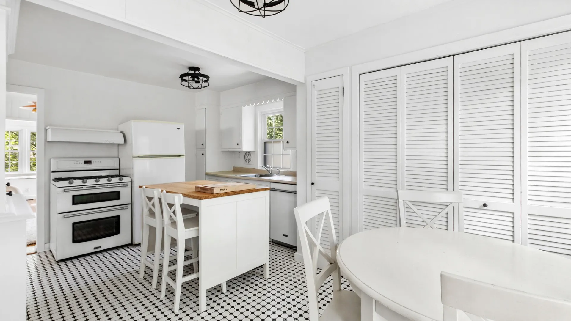 Property at 10 Spring Lane, Sag Harbor, NY 11963 6