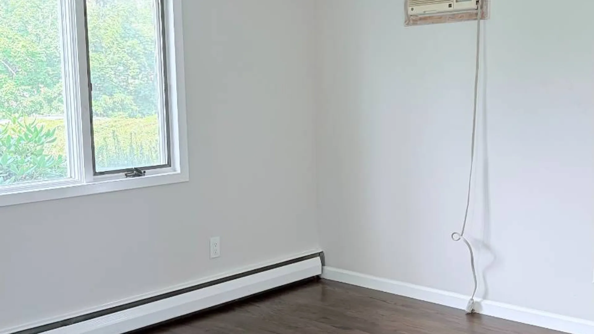 Property at 158 Burns Ave, Hicksville, NY 11801 3