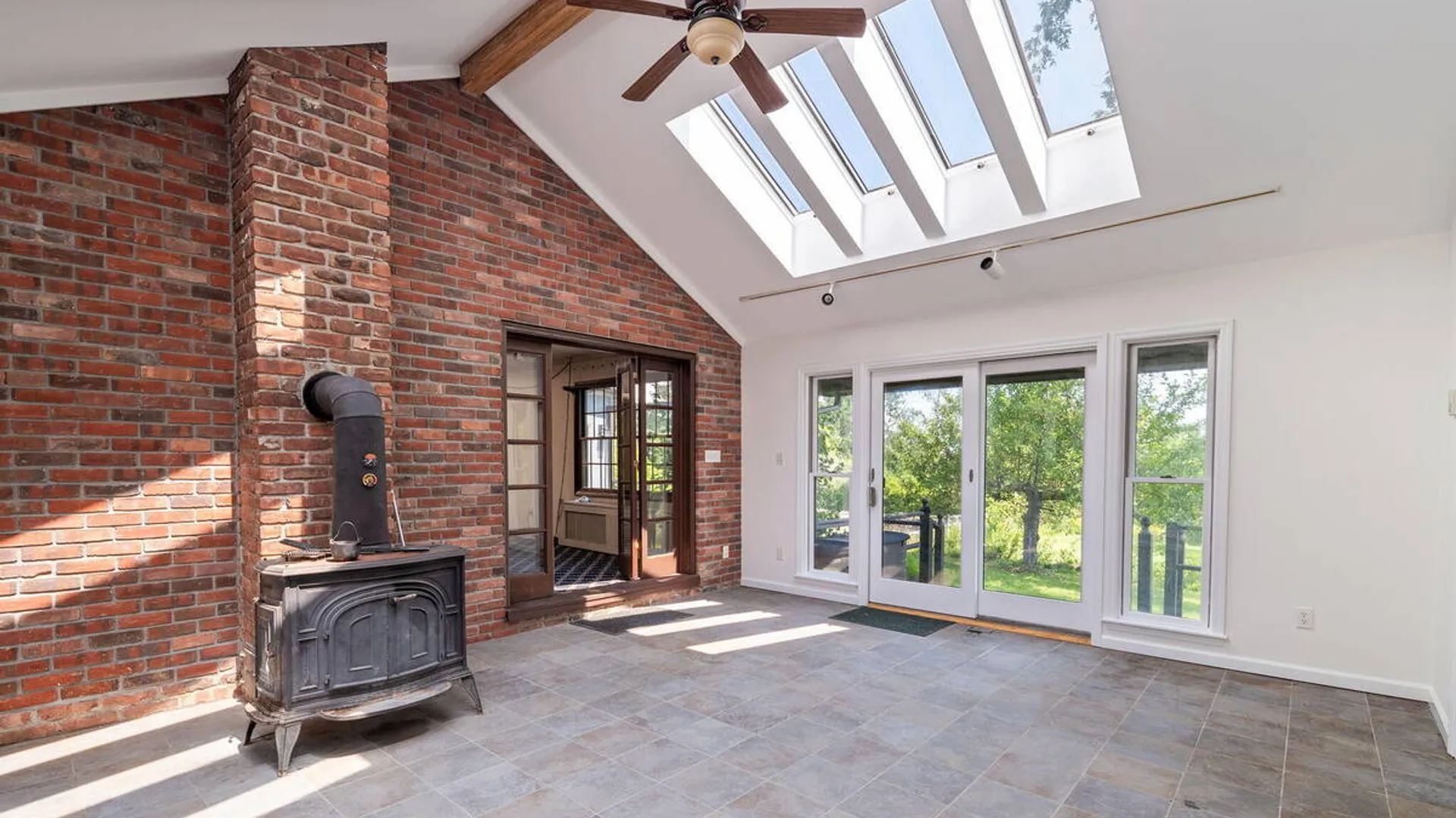 Property at 159 Currybush Connection, Rotterdam, NY 12306 24