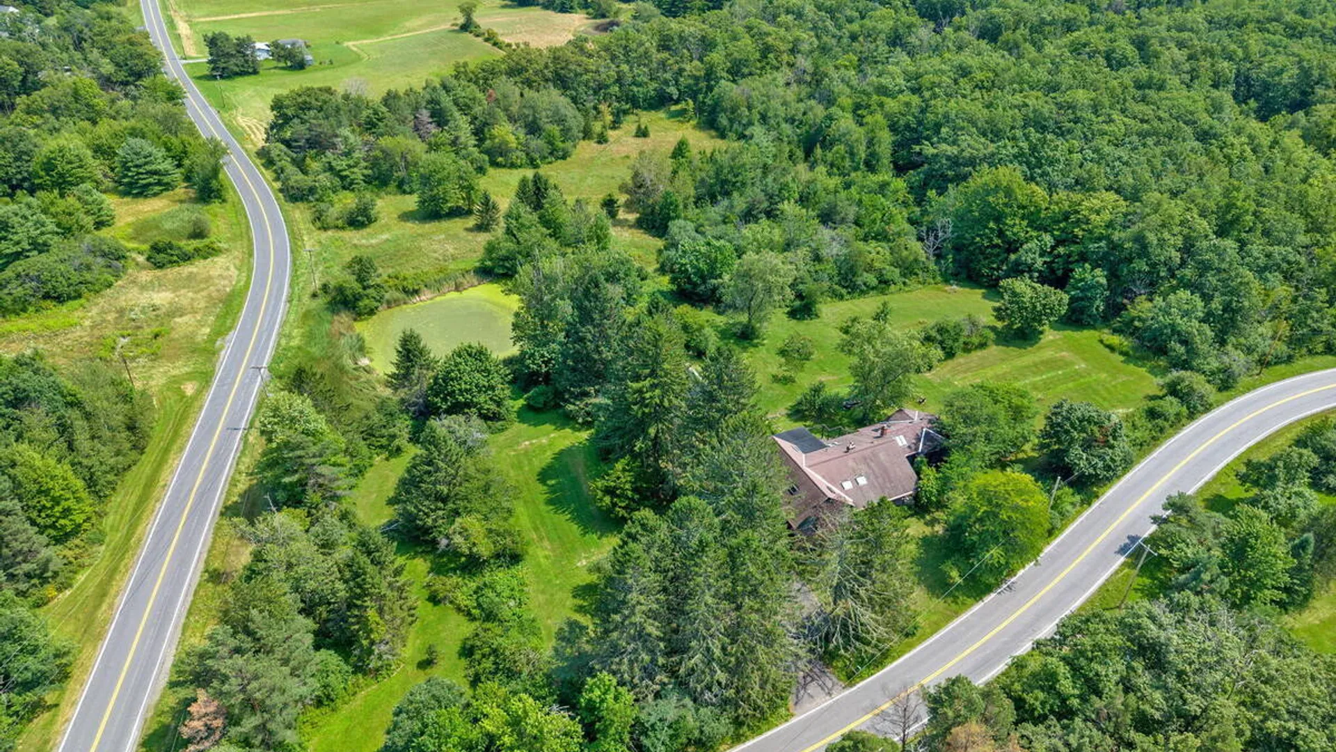Property at 159 Currybush Connection, Rotterdam, NY 12306 84