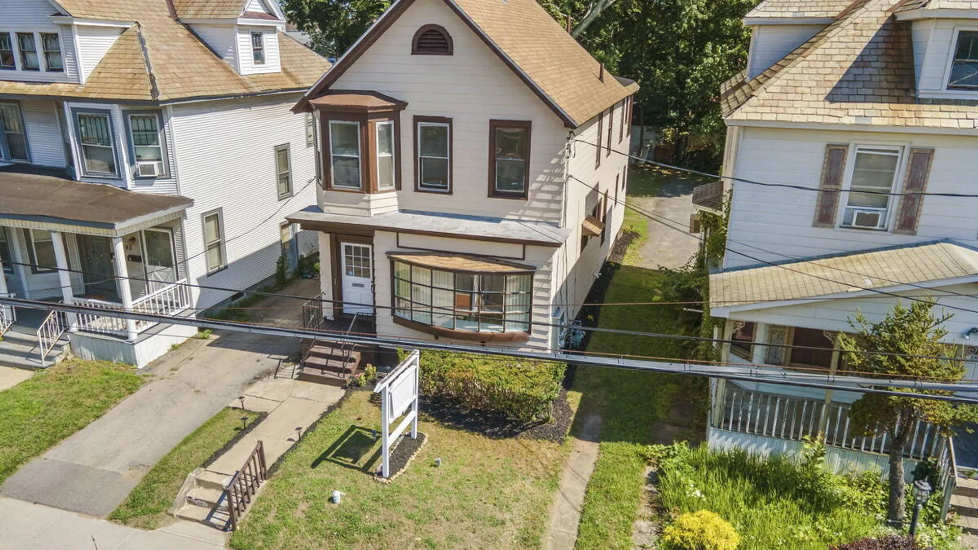 Property at 1595 Union Street, Schenectady, NY 12309 3