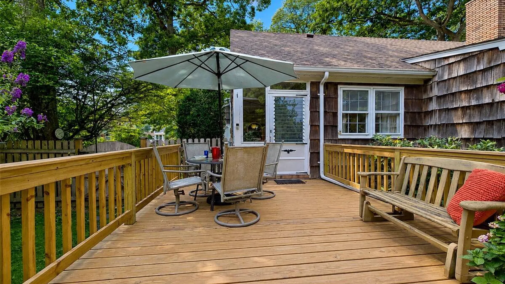 Property at 127 Cherry Avenue, West Sayville, NY 11796 27