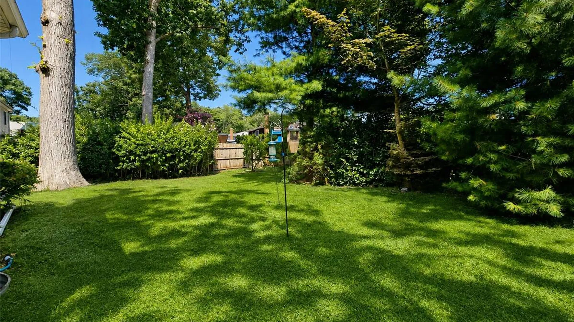 Property at 127 Cherry Avenue, West Sayville, NY 11796 28