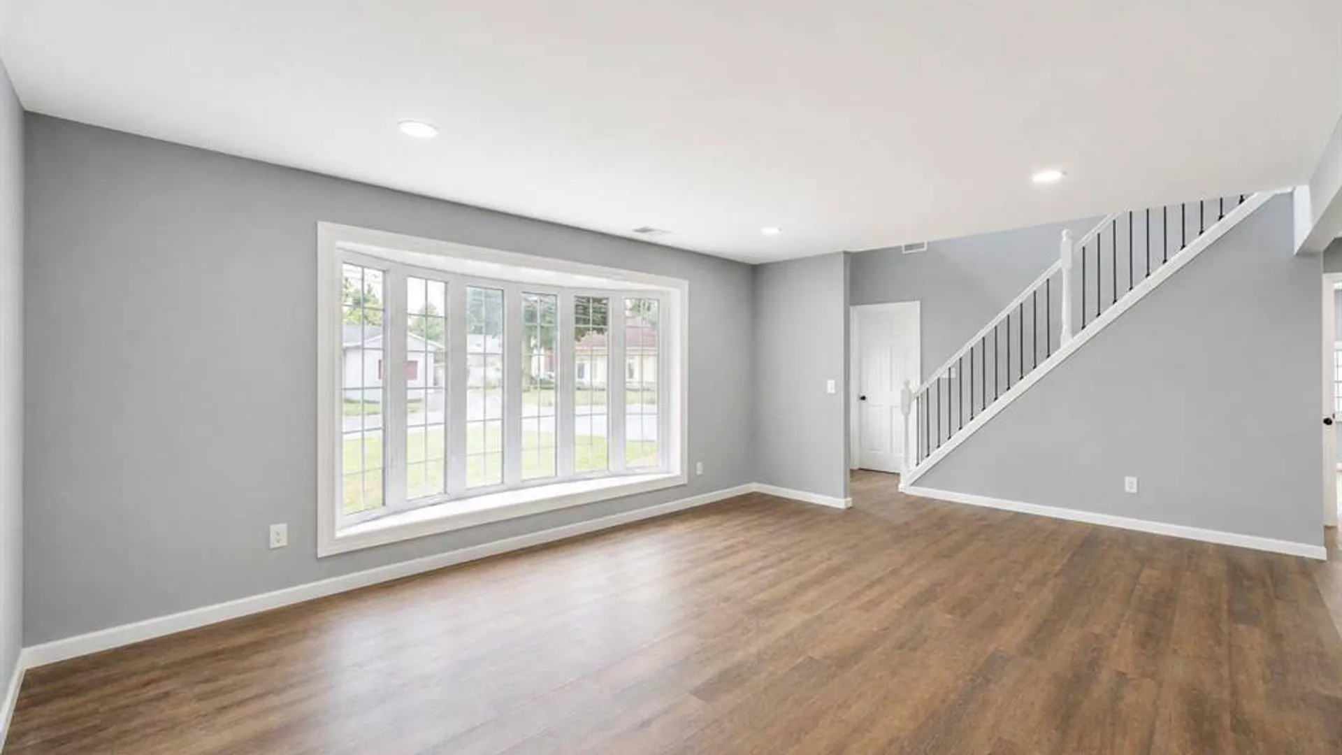 Property at 779 Peconic Avenue, West Babylon, NY 11704 15