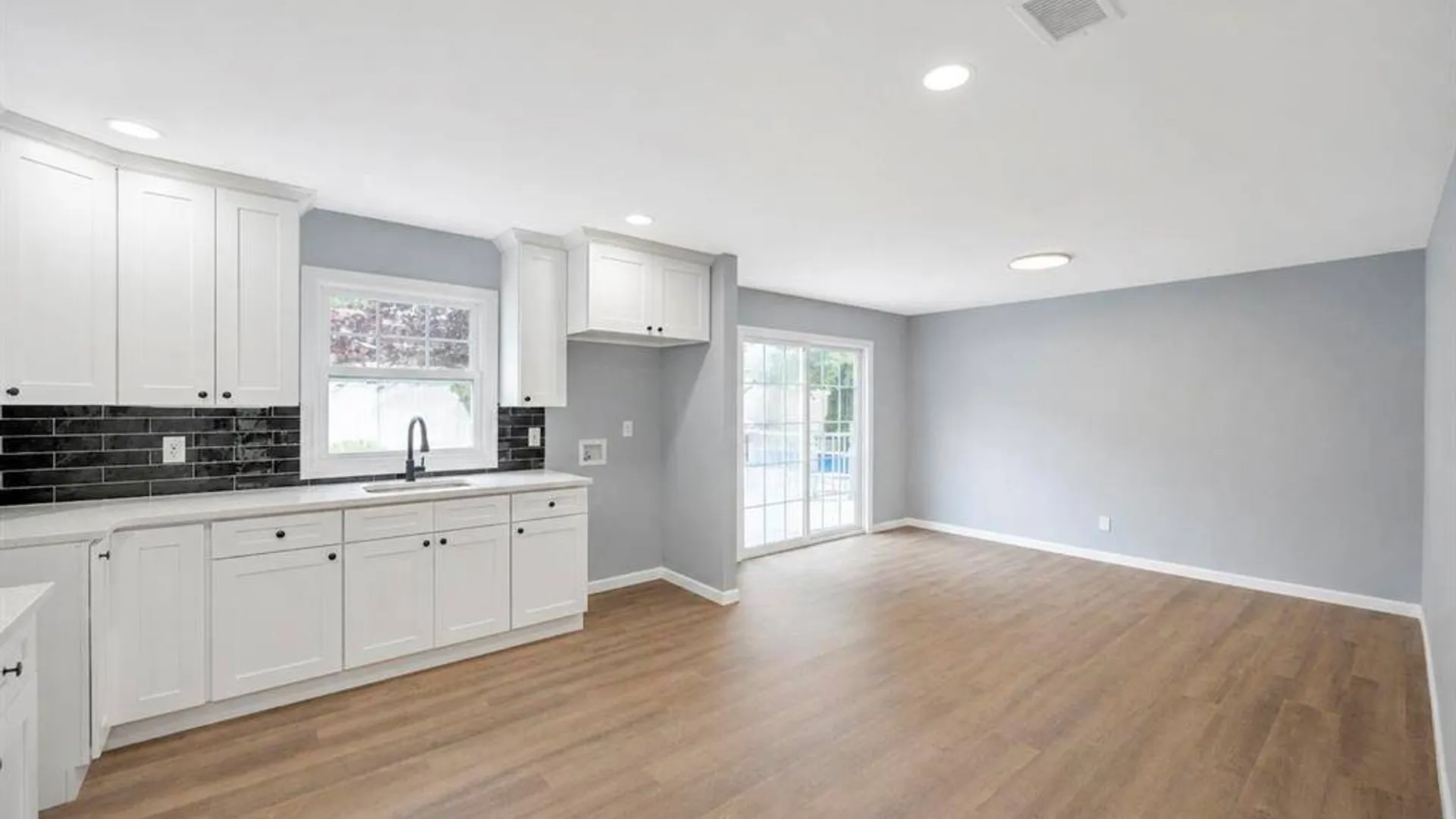 Property at 779 Peconic Avenue, West Babylon, NY 11704 21