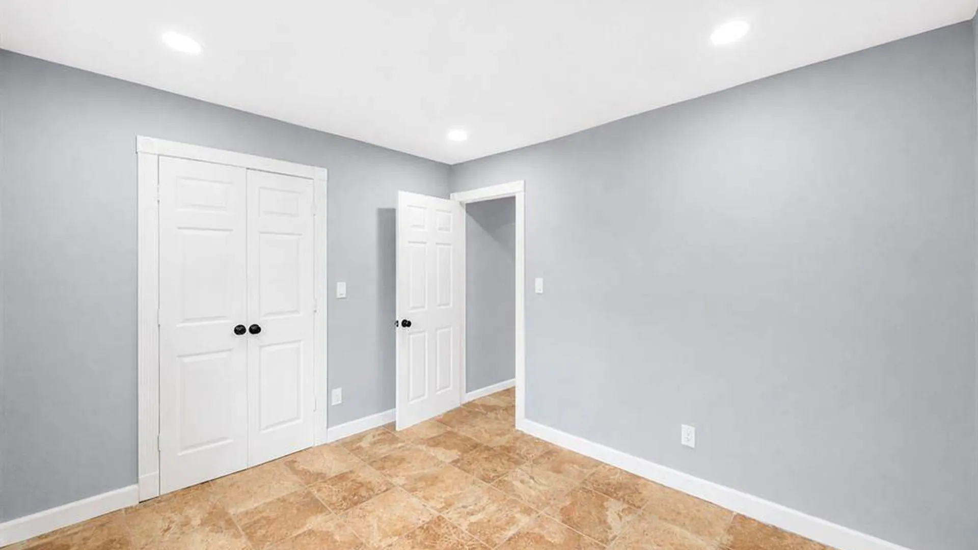 Property at 779 Peconic Avenue, West Babylon, NY 11704 38