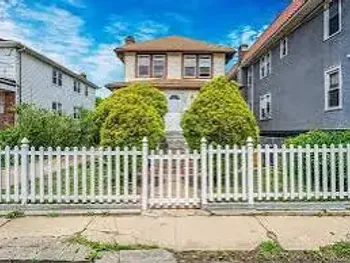 Property at 2706 Deerfield Rd, Far Rockaway, NY 11691