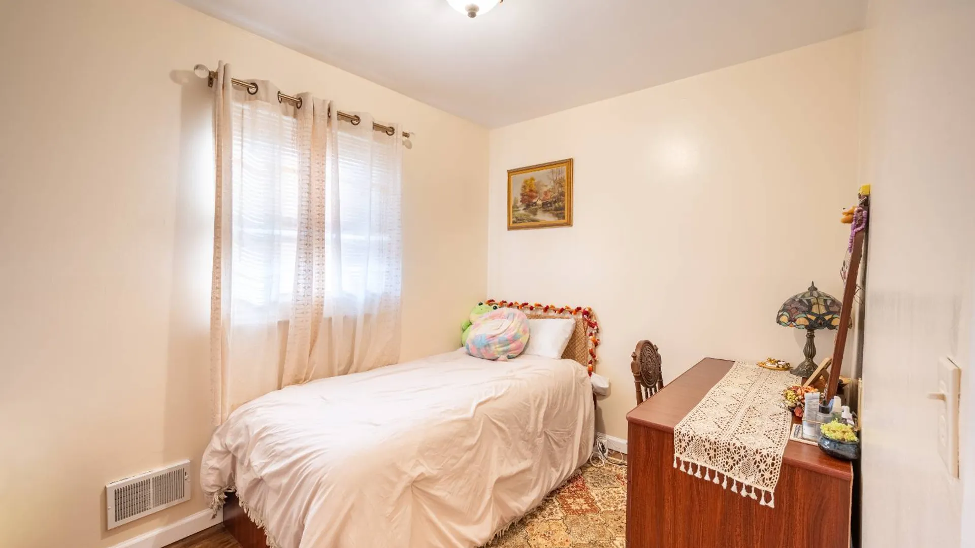 Property at 326 Virginia Ave, Staten Island, NY 10305 20