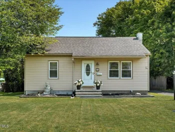 Property at 24 Bruen Court, Rensselaer, NY 12144