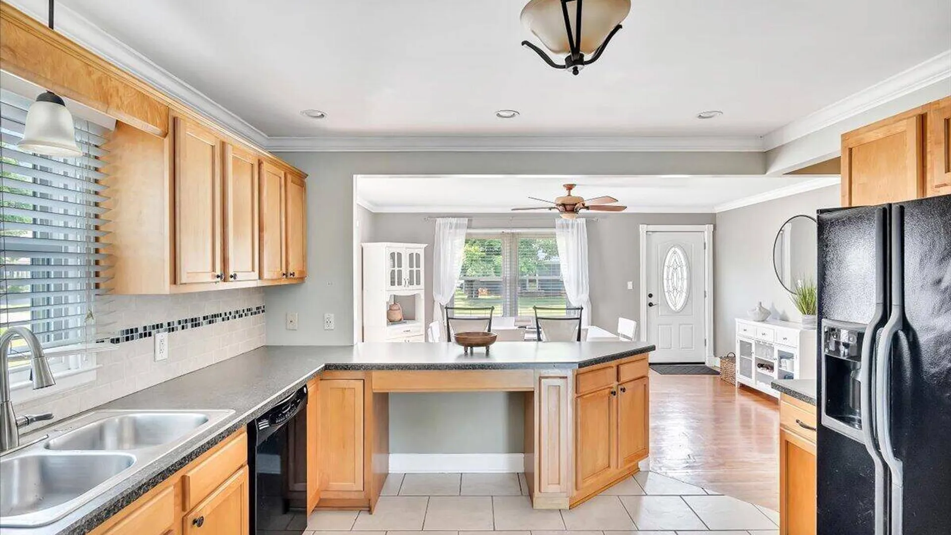 Property at 24 Bruen Court, Rensselaer, NY 12144 10