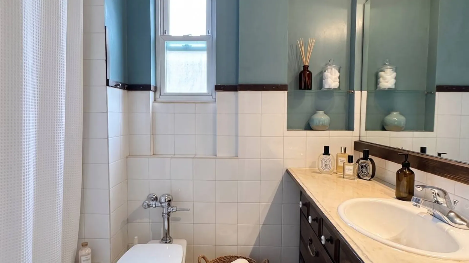 Property at 6807 141 st, Flushing, NY 11367 11