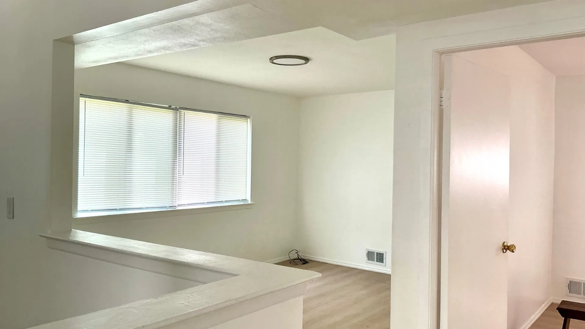 Property at 111 Fields Ave, Staten Island, NY 10314 6