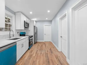 Property at 2118 Quimby Ave, Bronx, NY 10473